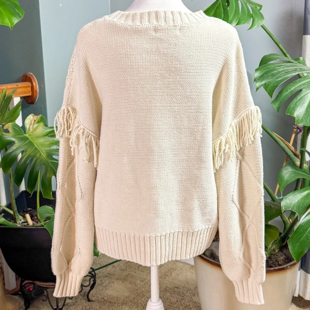 Promesa Textured Knit Cream Sweater